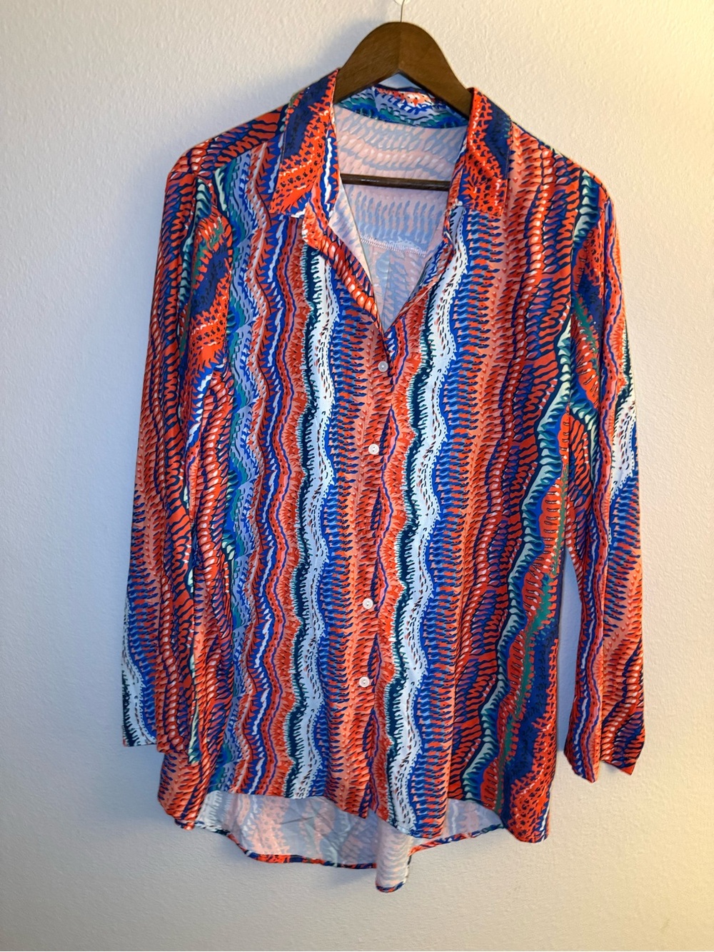 Multicolor Wave-Print Button-Up Blouse - Orange & Blue